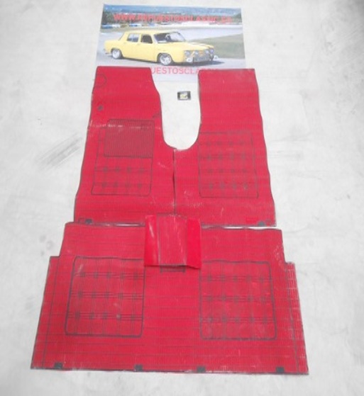 25 ALFOMBRAS RENAULT 4 COLOR ROJO GOMA ANTIGUO STOCK