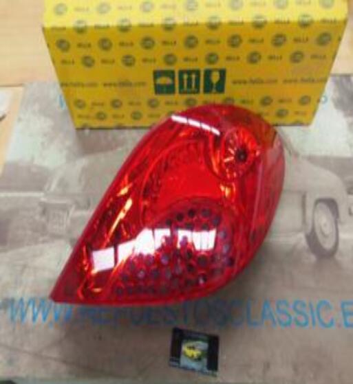 2VP354039021 PH1N2 PILOTO TRASERO DERECHO PEUGEOT 207 HELLA CON PORTALAMPARAS