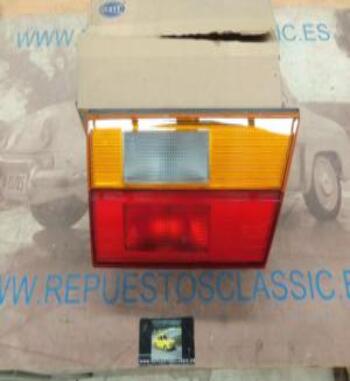 2ZR004689051 PH3N2 PILOTO TRASERO INTERIOR DERECHO VW PASSAT (88) HELLA (28520) CON PORTALAMPARAS
