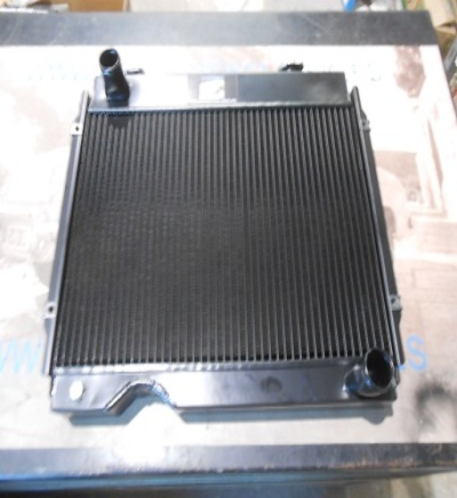 TVRDR8 RADIADOR HIERRO RENAULT 8, 10, ALPINE A110 MEDIDAS ORIGINALES