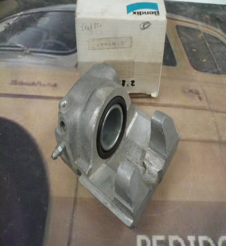 PR14 PINZA FRENO DERECHA SEAT 850, SPORT, COUPÉ, 133 ESPECIAL 45 mm