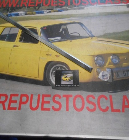 MOL220 MOLDURA PUERTA DELANTERA RENAULT 8, 10 ANTIGUO STOCK