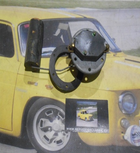 471103 AFORADOR 6 V RENAULT 4CV, DAUPHINE 6 TORNILLOS CON INDICADOR DE RESERVA ANTIGUO STOCK