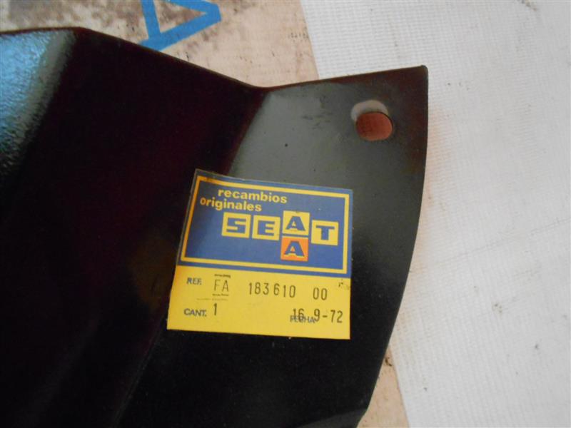 JUEGO PROTECTORES MOTOR SEAT 124 ORIGINALES SEAT