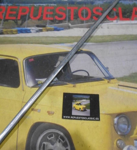 MOL04** MOLDURA TAPA MATRÍCULA RENAULT DAUPHINE, GORDINI 580x1 cm