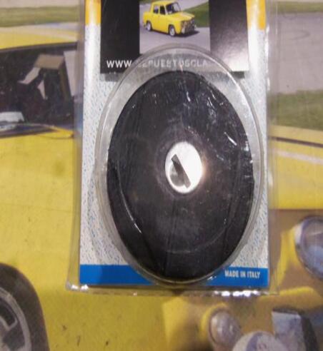 T149 TAPON GASOLINA CON LLAVE RENAULT 5 ALPINE TURBO, 9, 11, 18, 21, 25, FUEGO, SUPERCINCO