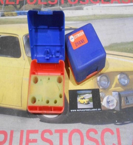 LC01 CAJA BOMBILLAS CITROEN DYANE