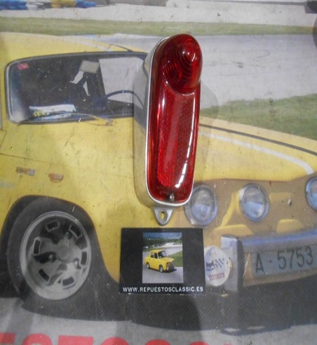 ISE826 PILOTO TRASERO IZQUIERDO SEAT 600 PRIMERA SERIE ALTISSIMO TORINO ANTIGUO STOCK