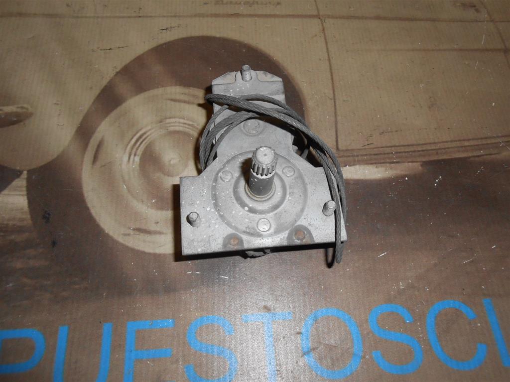 EL122 P1 Elevalunas puerta delantera SEAT 1400A, 1400B