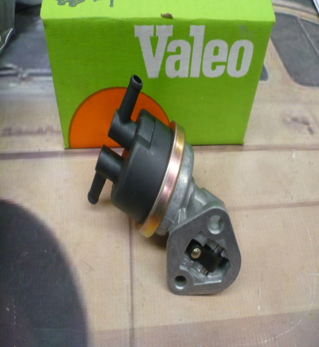 BC18 BOMBA GASOLINA SEAT 850, 127, 1500