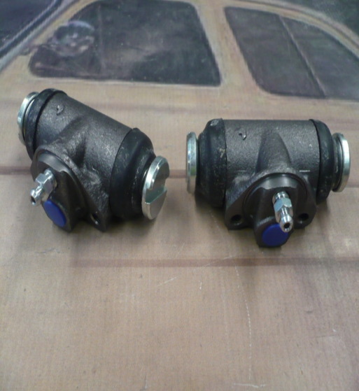 V2334 JUEGO BOMBINES DE FRENO TRASERO SEAT 850, 133 MEDIDA 3/4"