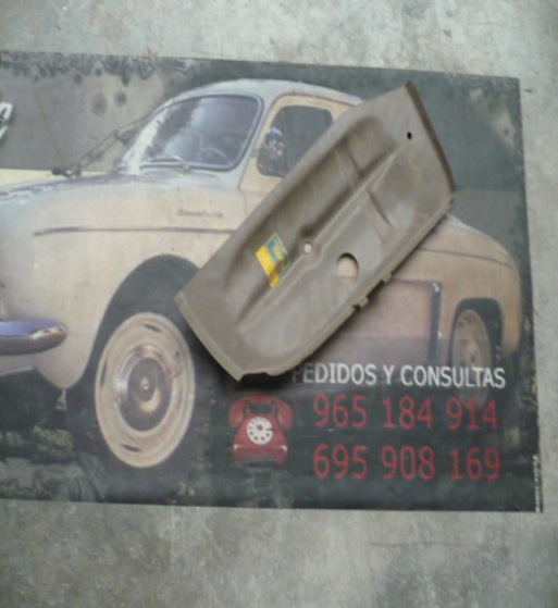 CHAPA BAJO DEPOSITO COMBUSTIBLE SEAT 124, 1430 ORIGINAL SEAT