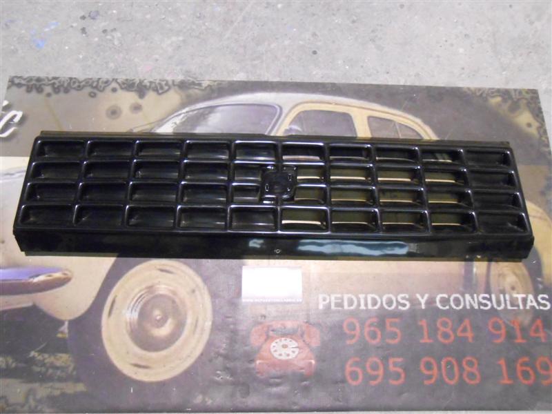 RJ11 P2 REJILLA DELANTERA PANDA MARBELLA
