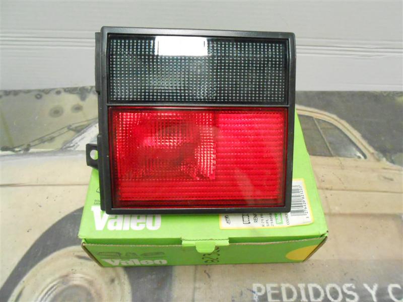 082322 P5 PILOTO VALEO TRASERO DERECHO PORTON RENAULT 21 PH1