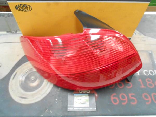 62016 PILOTO TRASERO IZQUIERDO PEUGEOT 206 98 --> MAGNETI MARELLI