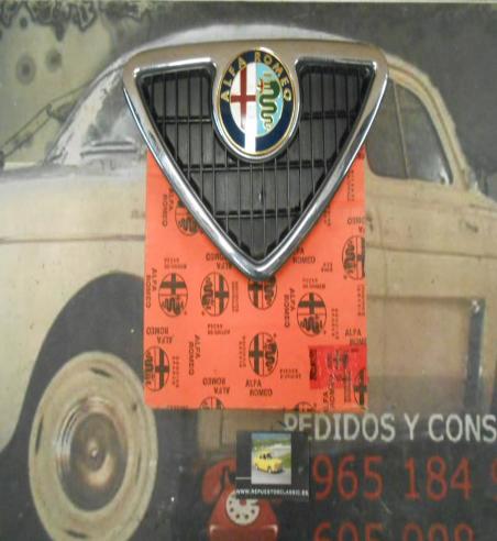 ANA319 ANAGRAMA REJILLA DELANTERA ALFA ROMEO 145 , 146