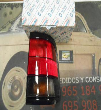 18241 P6 PILOTO TRASERO DERECHO PEUGEOT 806 94--> CON PORTALAMPARAS YORKA