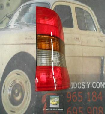 62049* P7 PILOTO TRASERO DERECHO OPEL ASTRA F CARAVAN 95--> YORKA MARCHA ATRAS AHUMADO