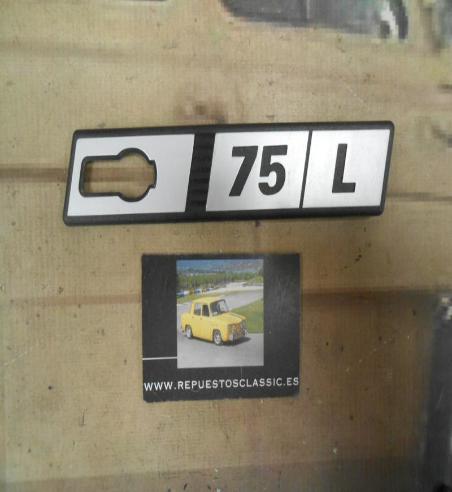 ANA128 ANAGRAMA SEAT RITMO 75 L ALETA IZQUIERDA