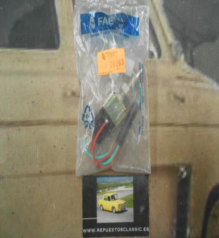 2426 INTERRUPTOR LUZ DE FRENO MECANICO TOYOTA CARINA, COROLLA, HILUX RN, YN, LN