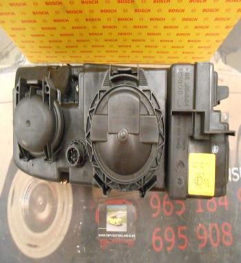 0301081121 PI1 FARO DELANTERO IZQUIERDO MERCEDES ACTROS MPI 96-->03 H4/H1 REGULADOR MANUAL CON ANTINIEBLA BOSCH