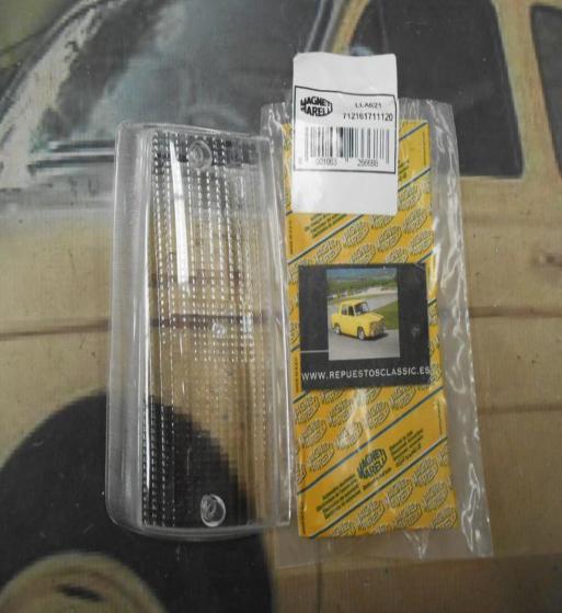 LLA621 PI3 TULIPA PILOTO INTERMITENTE DELANTERO DERECHO IVECO NEW DAILY MAGNETI MARELLI BLANCO