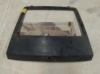 J1-8 PORTON MALETERO SEAT 127, FURA CON CURVA SIN AGUJERO PARA LIMPIA